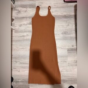 Leith Ribbed Maxi Tank Dress — Rust Brown